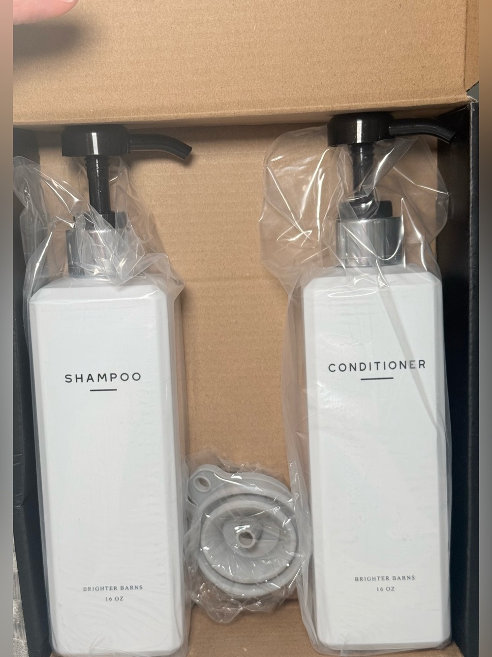 White Shampoo & Conditioner Set